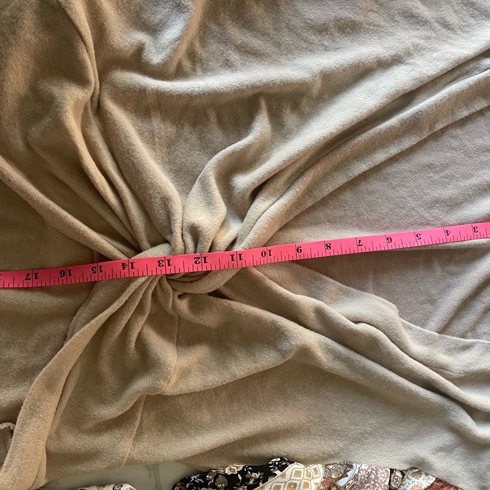 Illa Illa Reverisble Top Large NWT NEW - Picture 12 of 14